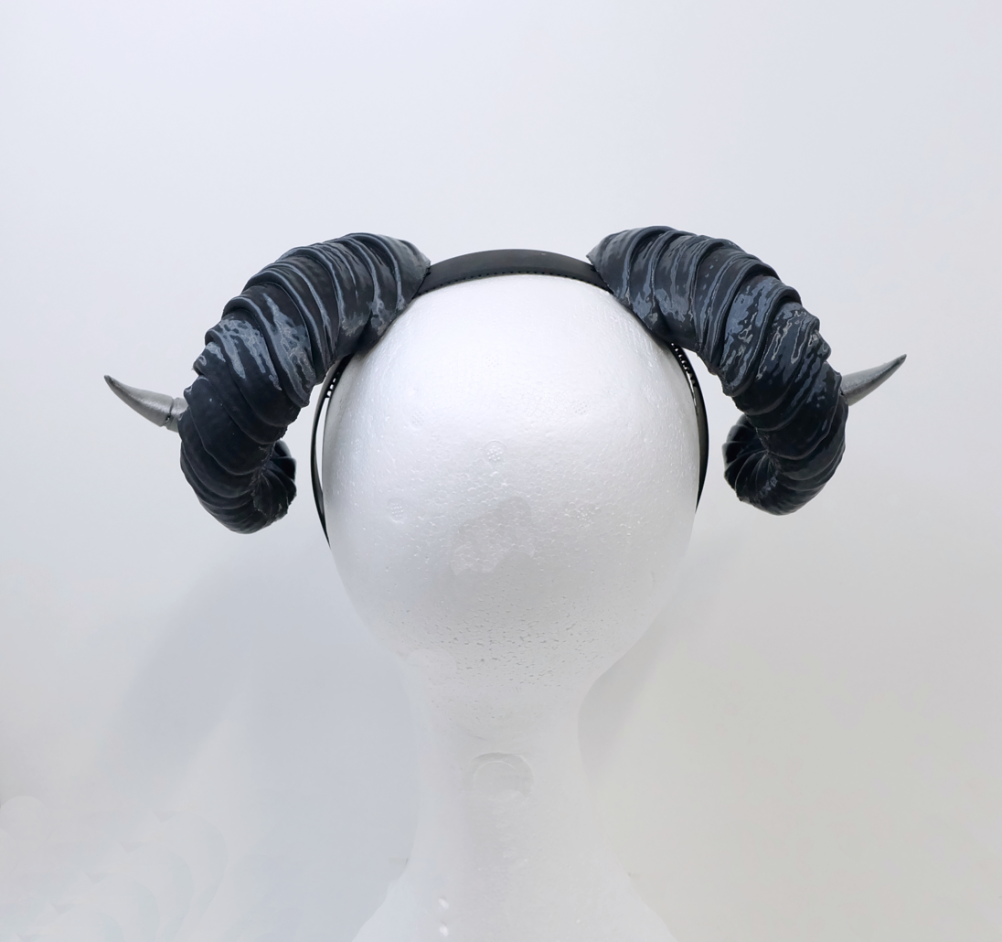 Jester Lavorre Horns